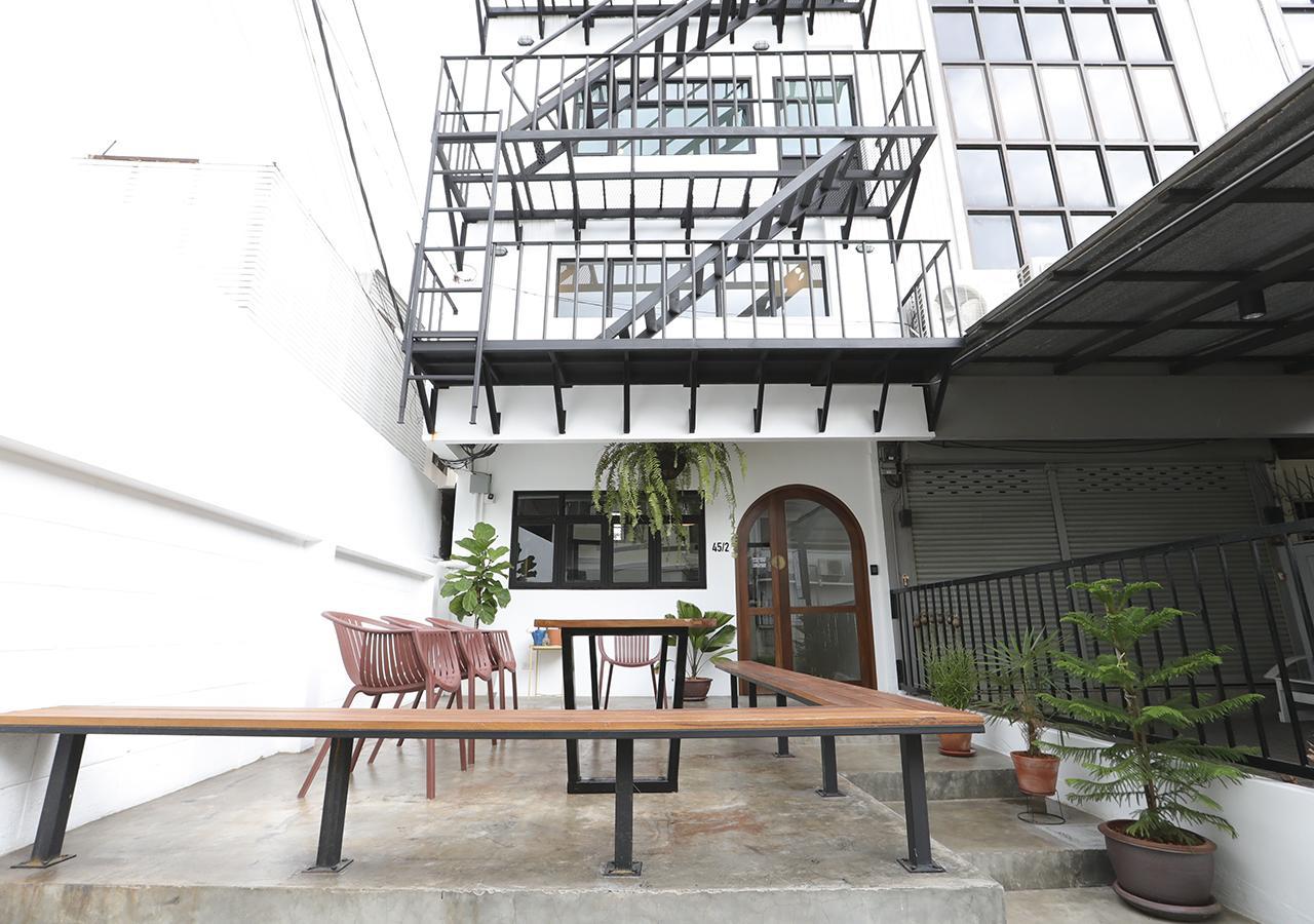 Apartment45 Hostel Bangkok Dış mekan fotoğraf